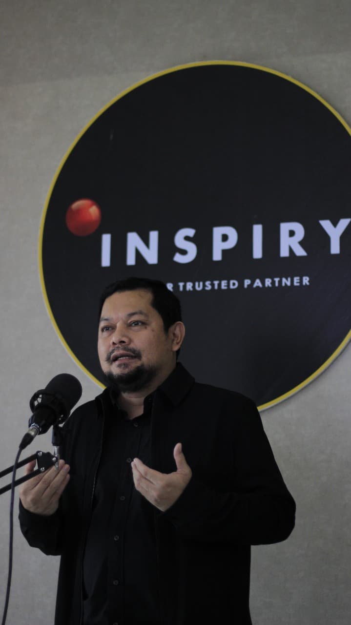 Headliner Pak Sonny